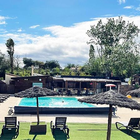 Camping Le Val De Cesse Mirepeisset Ngoại thất bức ảnh