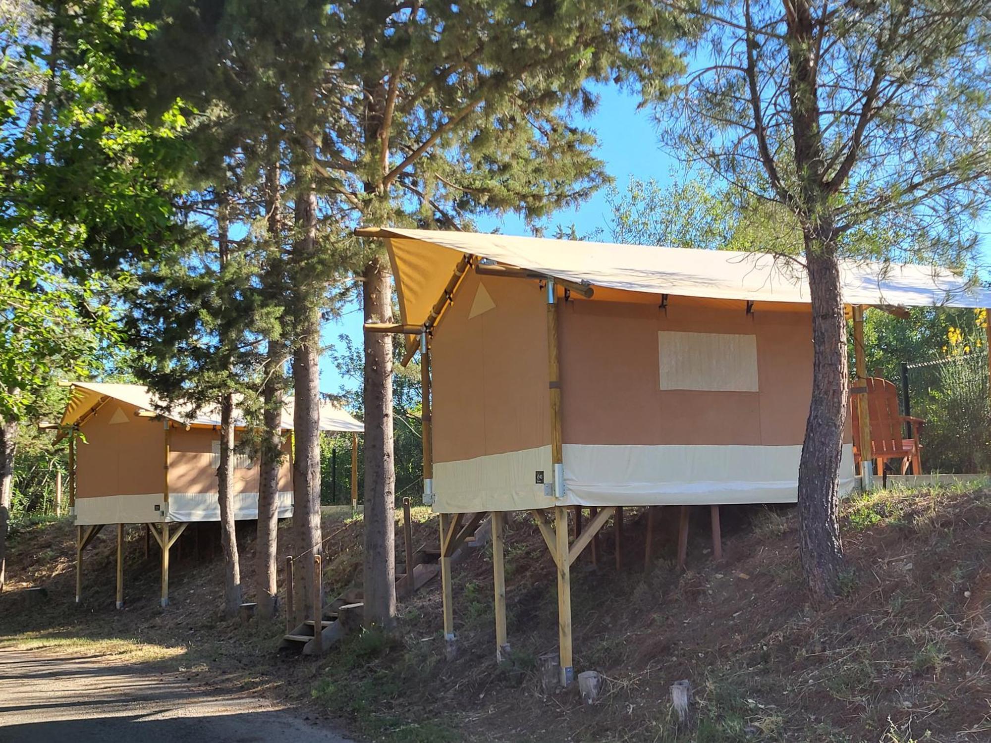 Camping Le Val De Cesse Mirepeisset Ngoại thất bức ảnh